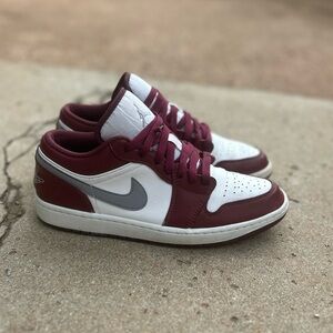 Air Jordan one low retro